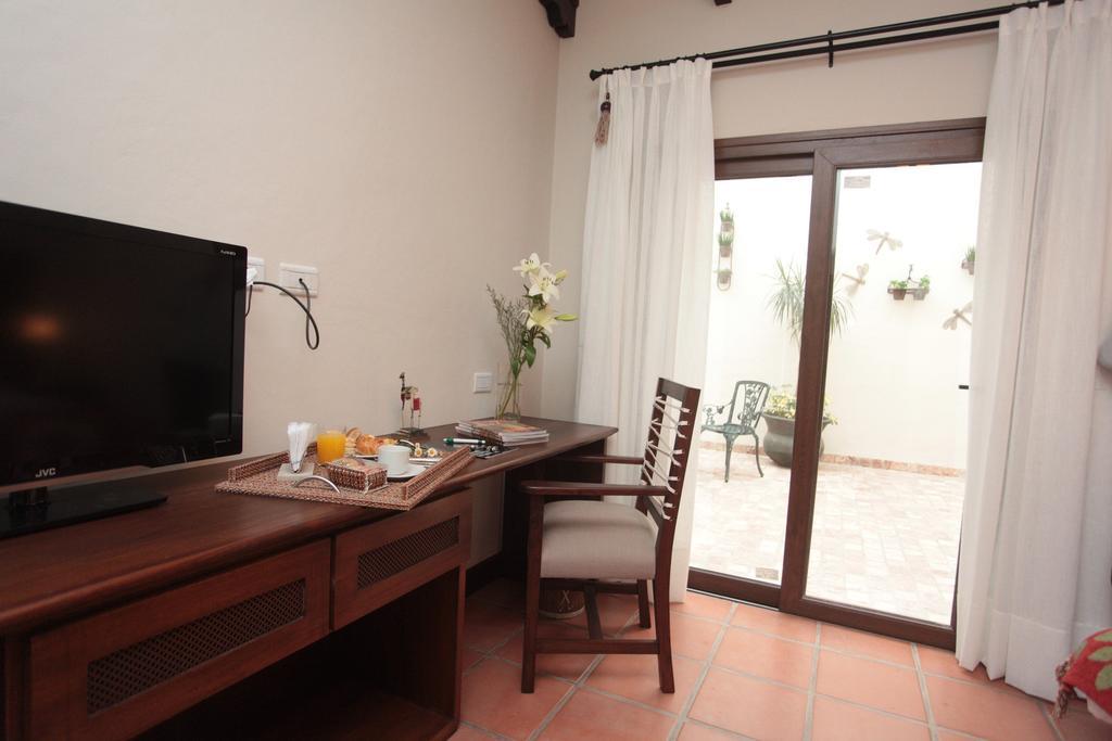 Hotel Boutique Balcon De La Plaza Salta Bagian luar foto