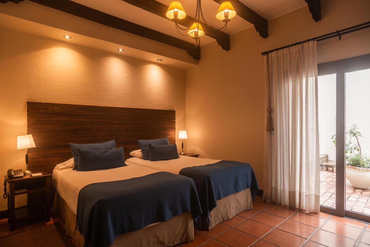 Hotel Boutique Balcon De La Plaza Salta Bagian luar foto