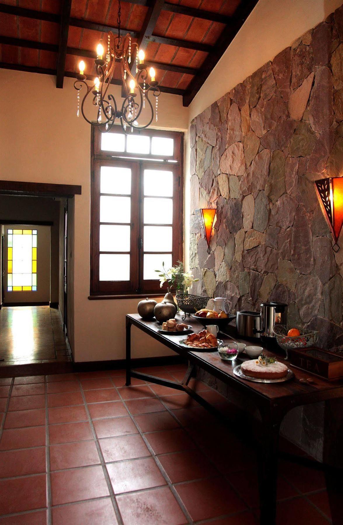Hotel Boutique Balcon De La Plaza Salta Bagian luar foto