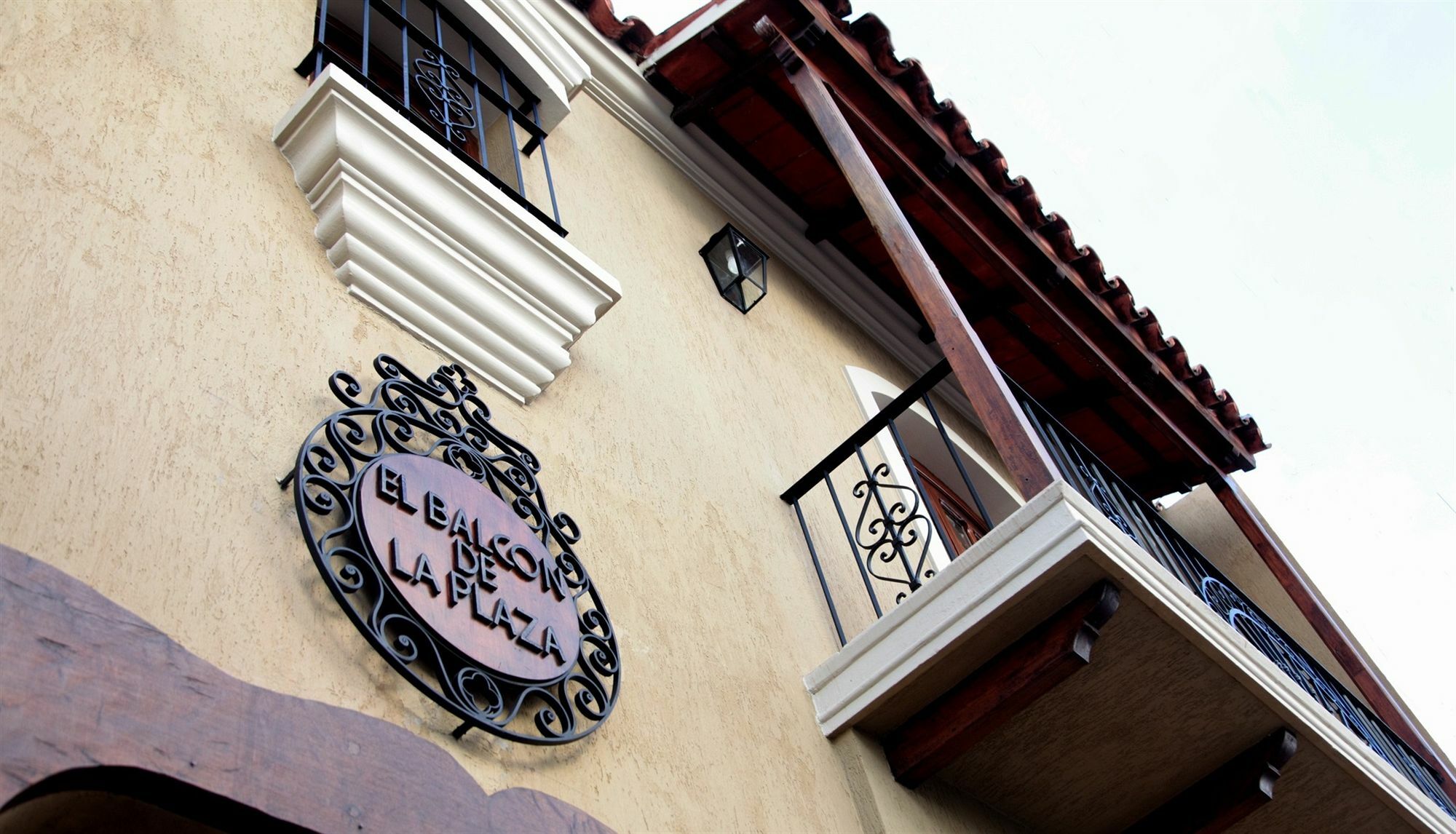 Hotel Boutique Balcon De La Plaza Salta Bagian luar foto