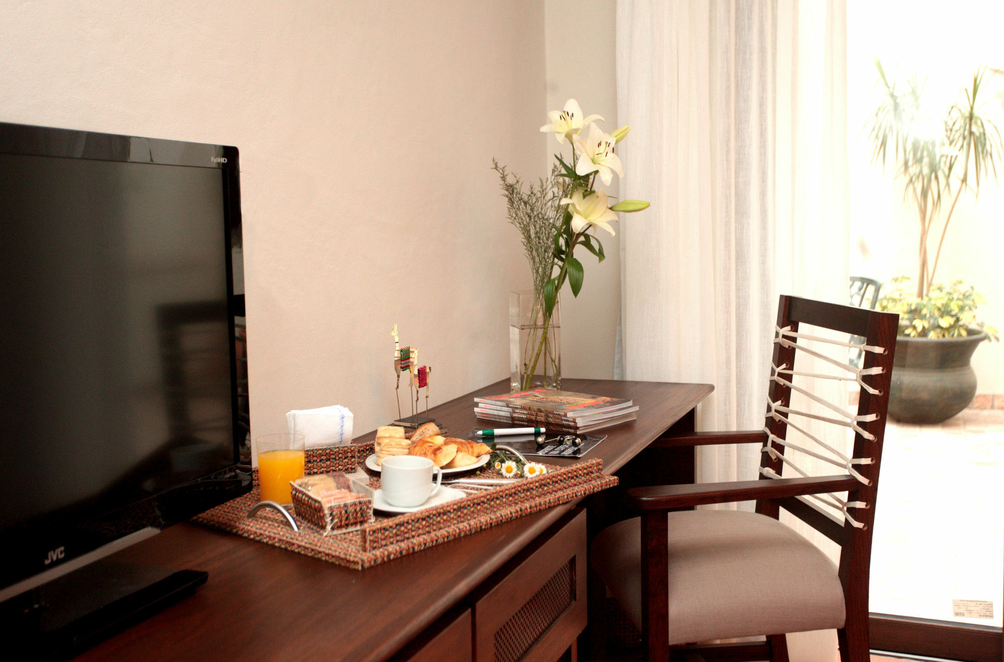 Hotel Boutique Balcon De La Plaza Salta Bagian luar foto